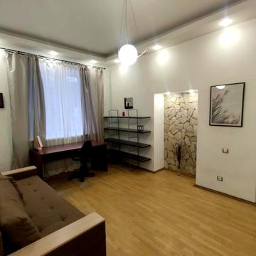 Татарська вул., 2-Г