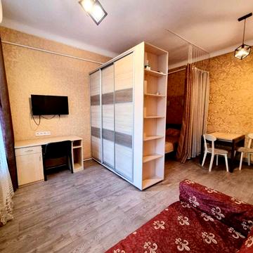 Старопортофранківська вул., 107