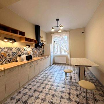 Сдам до лета 2 комнатную в закрытой территории от Аббо