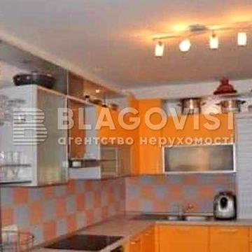 4-к - Котельникова, 1 - Цегла - 2001 р - 3 поверх з 19-ти - Євроремонт