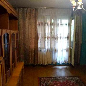 Продаж просторої 2к квартири, вул. Радунська, 5