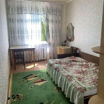 Продаж 2к-квартири м.Академмістечко, вул.Наумова ген.