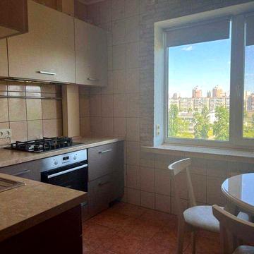 3-к квартира напряму від власника, на Троещині, Сержа Лифаря 9/61