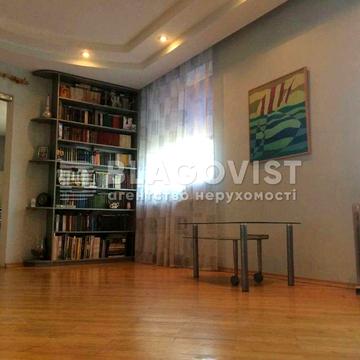 3-к Сімї Стешенків, 3, будинок 2001 р - 4 поверх з 13-ти - Євроремонт