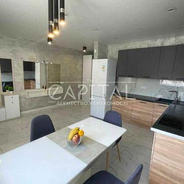 Продаж / Таунхаус / 170 м2 / Деснянський район / вул. Климента Квітки