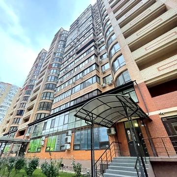 Незалежності вул., 8Б