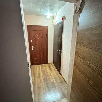 Продам 1- кімнатну квартиру на мікрорайоні Сонячний, поруч з тисячкою