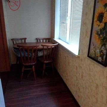 Продаж/2-х кімнатна  квартира/  Миру