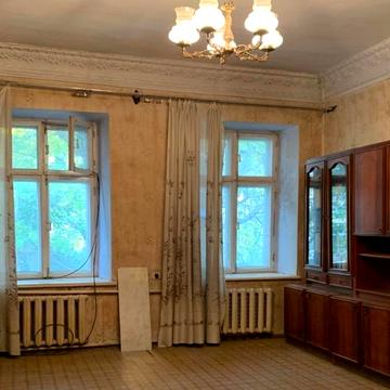 Садиковська вул., 8