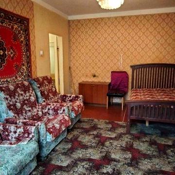 Продам 1к.кв.вул.Милославська 23а.39м.кв.