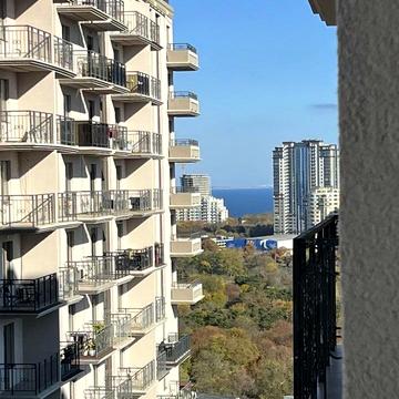 Фонтанська дорога вул., 25