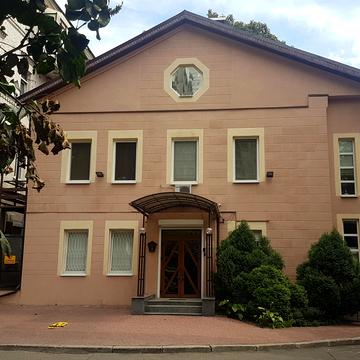 Панаса Мирного вул., 9-В