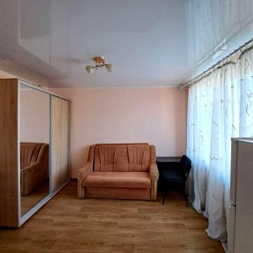 Власник! Здається в центрі (м. Наукова) малогабаритна 2 кімнатна кварт