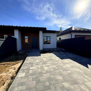 Продам Дуплекс у Затишній Локації. Державні Програми ТАК. Без %.