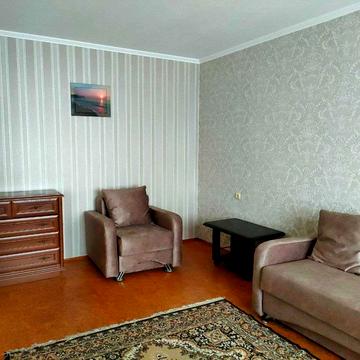 Євгена Чикаленка вул., 48/1