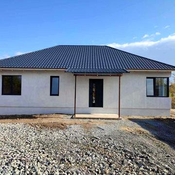 Продам новобудову за Малинським ринком.