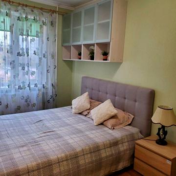 Академіка Корольова просп., 12-Г