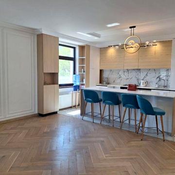 Трикімнатна квартира в центрі міста Пушкінська