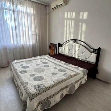 Аренда 2 ком кв Итальянский бульвар Куликово поле Музкомедия Код1282