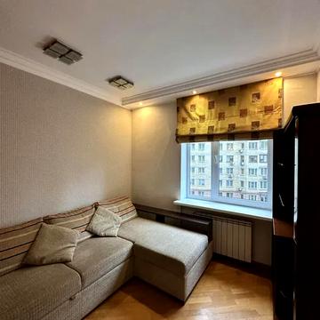 Микільсько-Слобідська вул., 2-Б