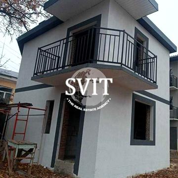 Продам будинок в парковій зоні