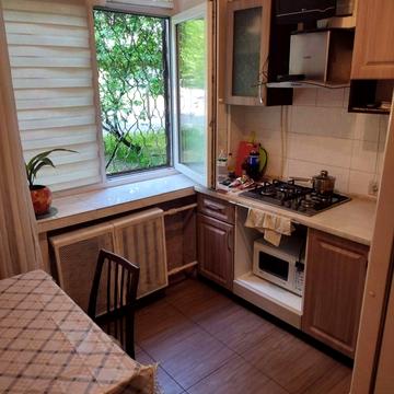 Деревлянська вул. (Якіра), 16