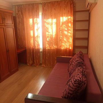 Зодчих вул., 18