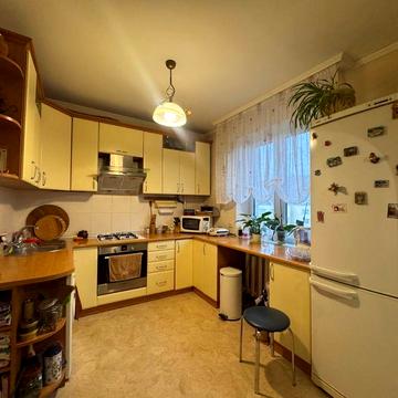 Продаж квартири Озерна