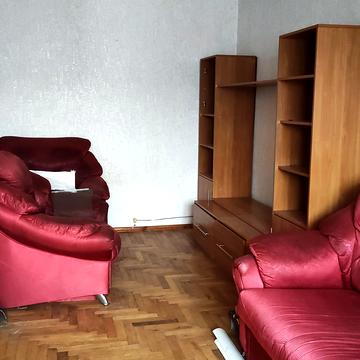 Олега Мудрака вул. (Генерала Наумова), 19