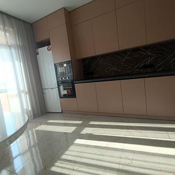 Перлинна вул., 6