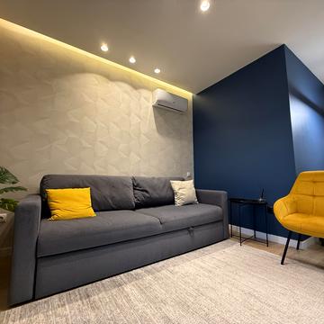 Джона Маккейна вул. (Івана Кудрі), 1-Б