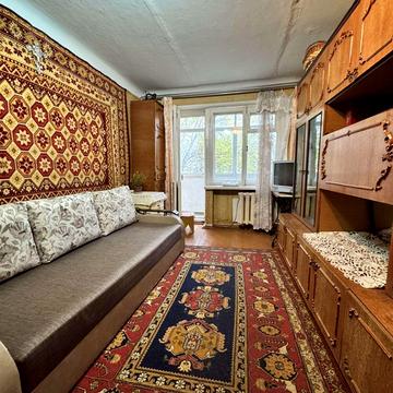 Володимира Ложешнікова, 18