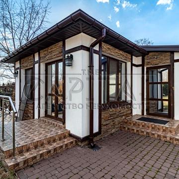 Святищенська вул.