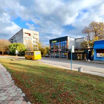 Продается просторная и уютная квартира в пгт.Соленое    ная 2-х комнат