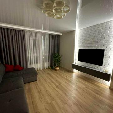 Предславинська вул., 40