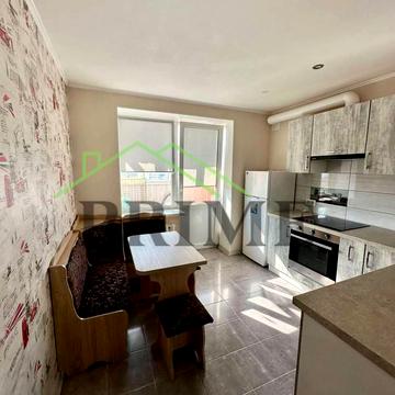 Героїв України вул., 8-А