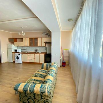 Вишнева вул., 1а