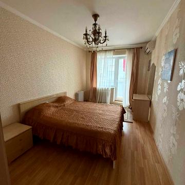 Володимира Українця вул., 47