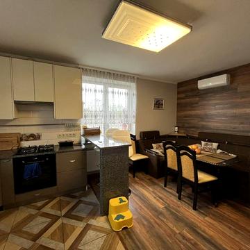 Автономний будинок/ 220м2/ Власне бомбосховище/ Сонячні панелі