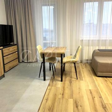 Васильківська вул., 37-Г