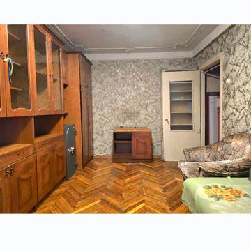 Білоруська вул., 13