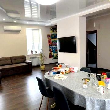 Продам новый дом с ремонтом на 6 сотках, Червоный Хутор