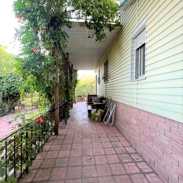 Продам милый домик, на берегу Гребного канала