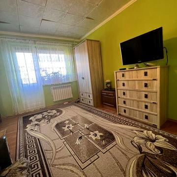 Продаж 2 кімнатноі квартири.