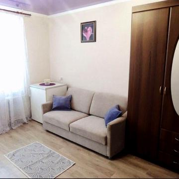 Львівське шосе, 8