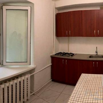 Соломянська вул., 16