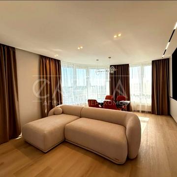 Ужгородська вул., 4/1