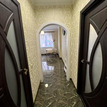 Івана Пулюя вул., 40