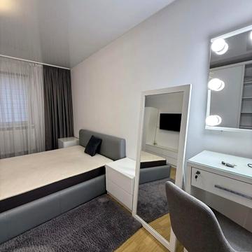 Володимира Великого вул., 6