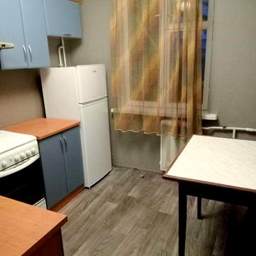 Сдам однокомнатную квартиру ул. Рокоссовского, м,,Героев Днепра,,